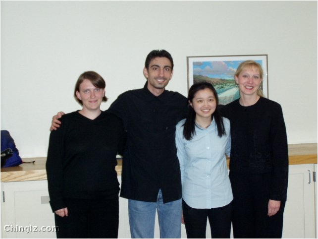2002010167.jpg